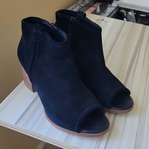 Aldo Black Suede Peep Toe Bootie Size 6.5